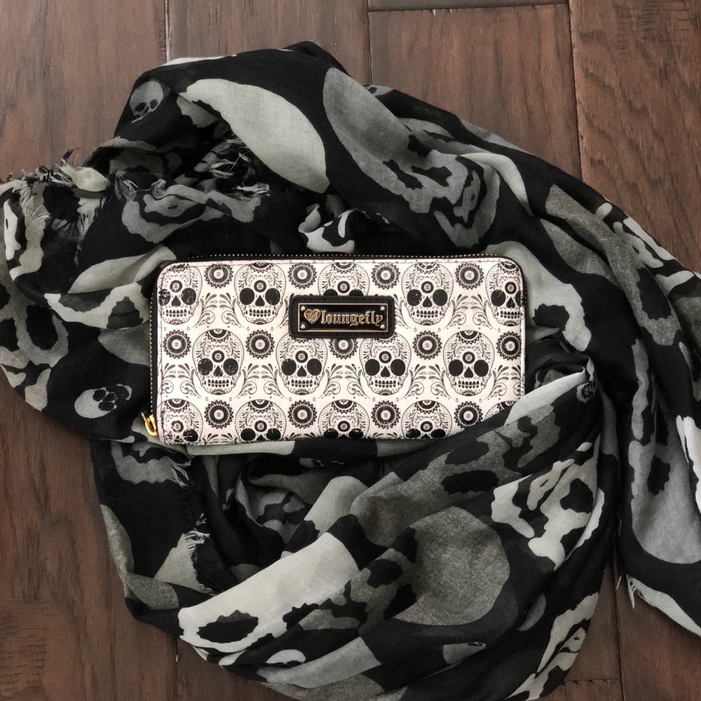 Loungefly Sugarskull Zip Wallet ☠️